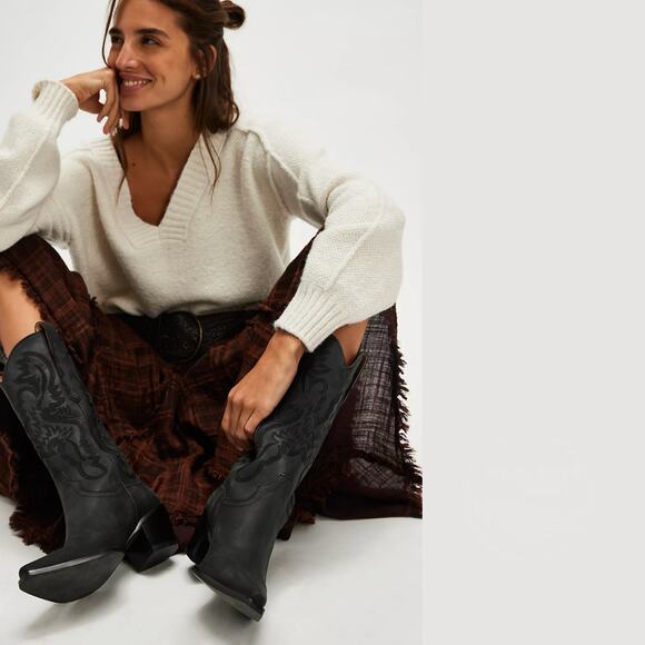 Jeffrey Campbell Dagget Black Western Boots 9 | Washed Leather, Embroidered $325 - Picture 3 of 13